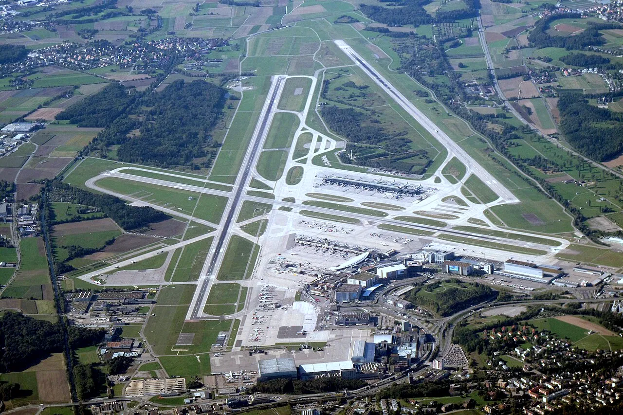 Luchtfoto van Zürich Airport